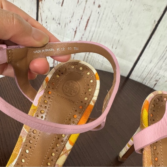 Tory Burch Muted Floral ankle strap strapoy 5”Heels size 7 Never worn - Picture 13 of 16